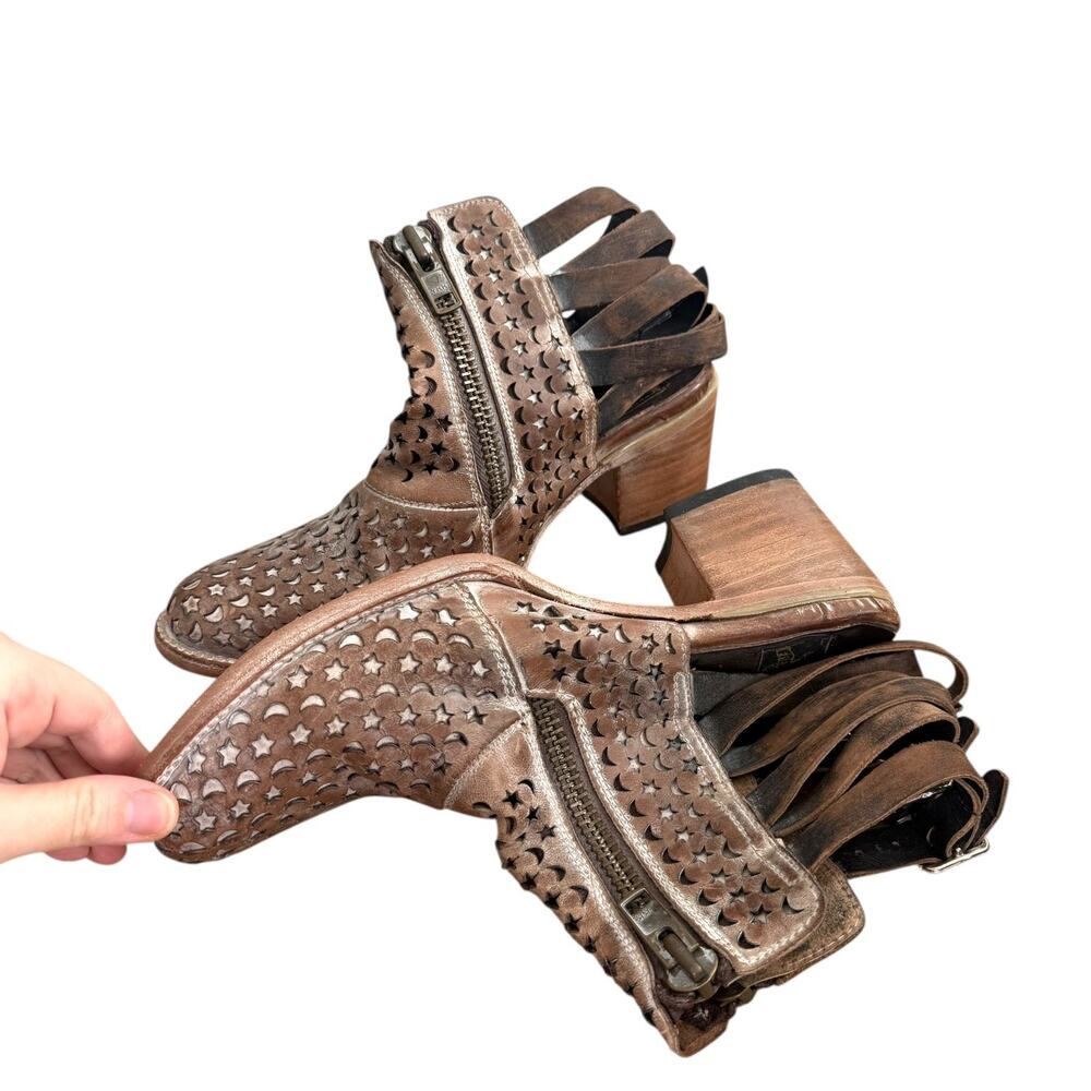 Freebird by Steven Dahlia Laser Cut Leather Open Back Ankle Booties Brown Sz 11 - Picture 10 of 10